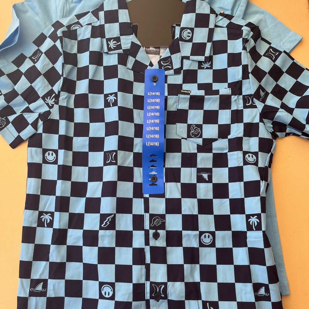 Brand New Hurley Boys Large 14/16 Checkered Button Down